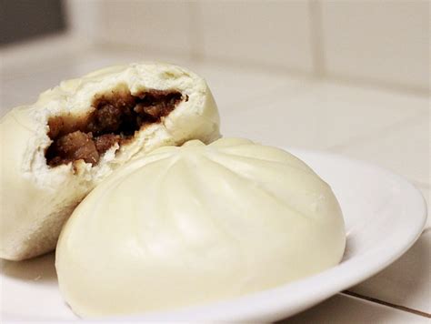 Is Siopao a bao?