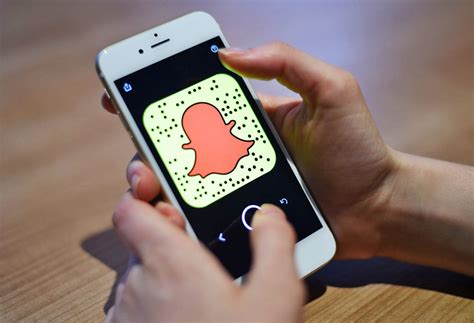 Is Snapchat Chat encrypted?