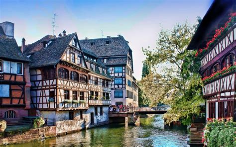 Is Strasbourg more German than French?