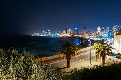 Is Tel Aviv safe at night?