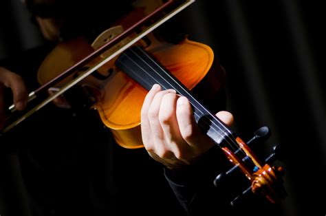 Is The violin the hardest instrument to play?