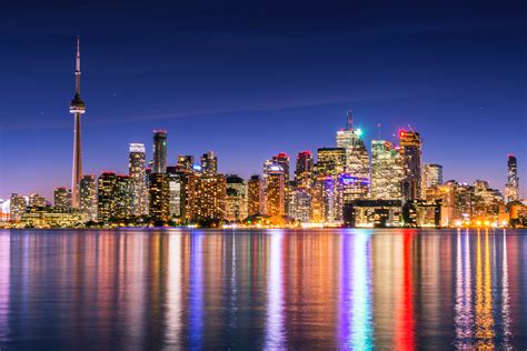 Is Toronto a good looking city?