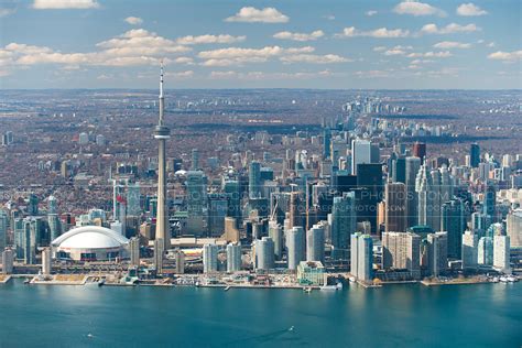 Is Toronto a large city?