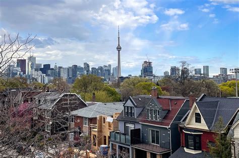 Is Toronto affordable to live?