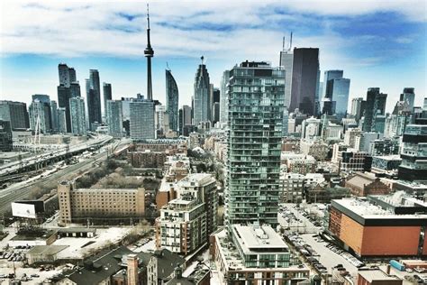 Is Toronto more like NYC or Chicago?
