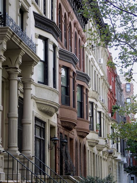 Is Upper West Manhattan rich?