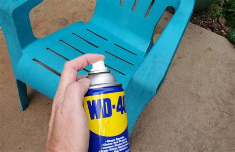 Is WD-40 safe on car plastic?