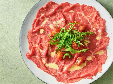 Is Wagyu carpaccio raw?