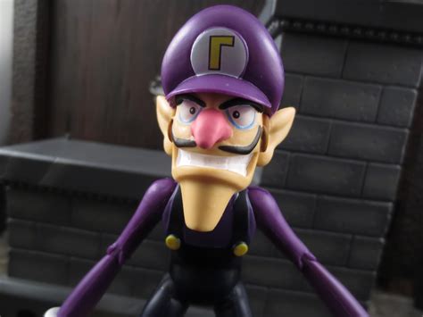 Is Waluigi evil Luigi?