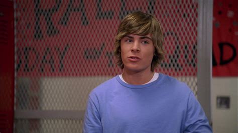 Is Zac Efron in HSM 4?