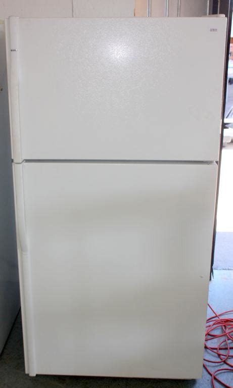Is a 20 year old fridge safe?