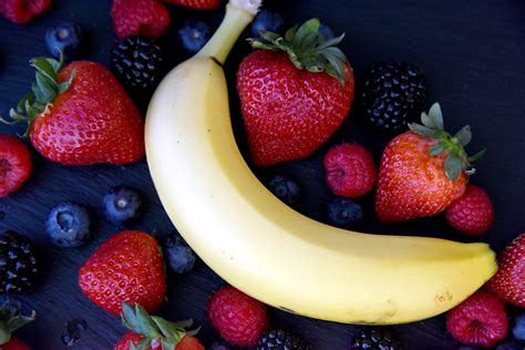 Is a banana a berry?