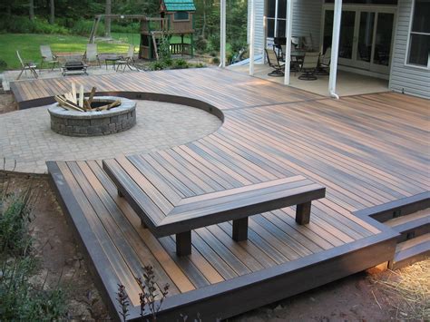 Is a ground level deck a good idea?