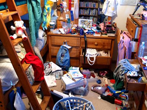 Is a messy house unhealthy?