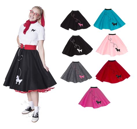 Is a poodle skirt a circle skirt?