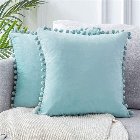 Is a throw pillow a cushion?