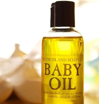 Is baby oil carcinogenic?