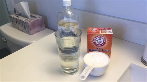 Is baking soda and vinegar better than Drano?