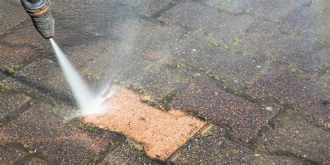Is bleach good for pressure washing concrete?