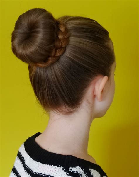 Is bun a healthy hairstyle?