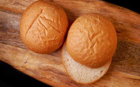 Is bun healthy or bread?