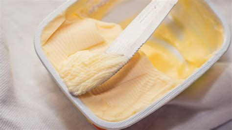 Is butter worse than oil?