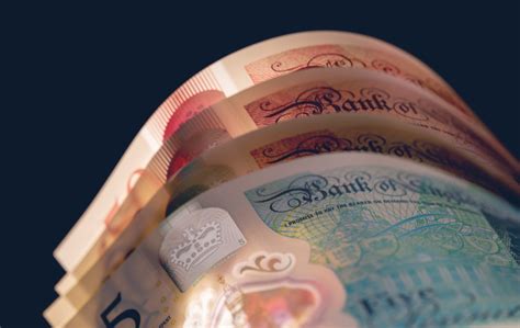 Is cash dying out in UK?