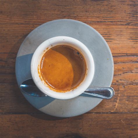 Is ceramic or glass better for coffee?