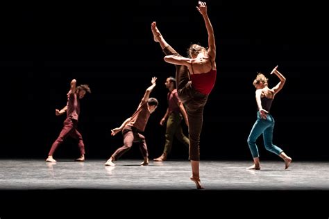 Is choreography a form of art?