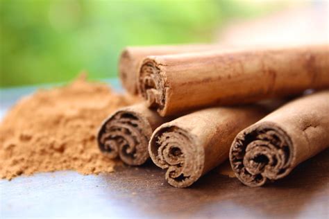 Is cinnamon good for rooting plants?