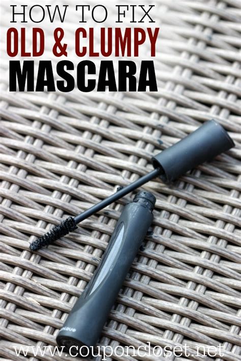 Is clumpy mascara old?