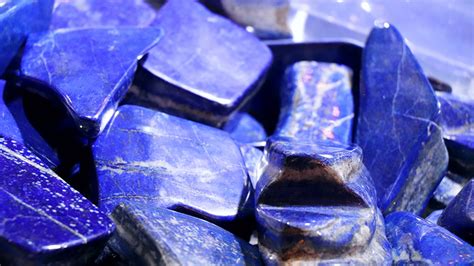 Is cobalt actually blue?