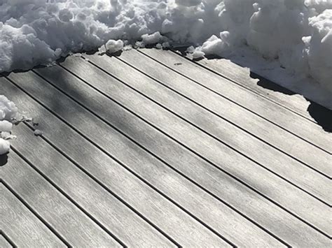 Is composite decking bad in the winter?