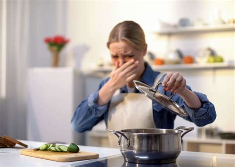 Is cooking smell bad for babies?