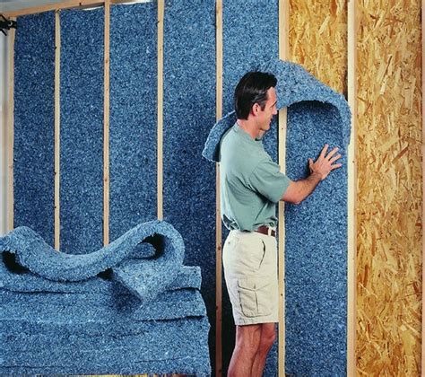 Is cotton good for insulation?