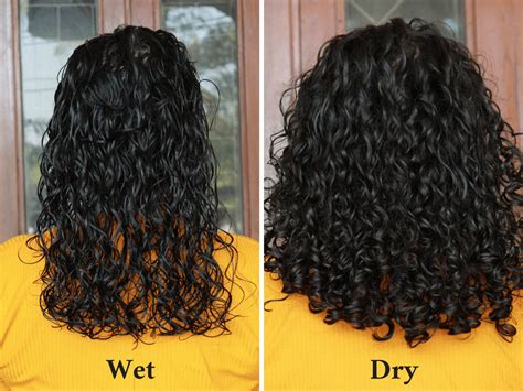 Is curly hair stronger wet or dry?