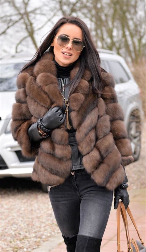 Is faux fur good for snow?