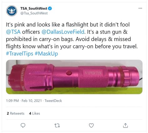 Is flashlight allowed in checked baggage?