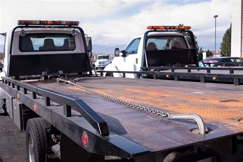 Is flat towing legal in Texas?