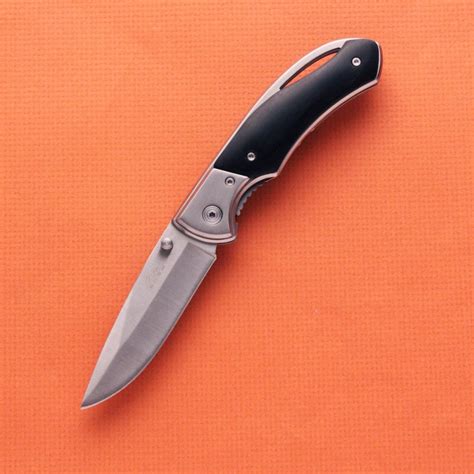 Is folding knife legal in India?
