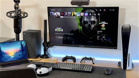 Is gaming on PC the same as Xbox?