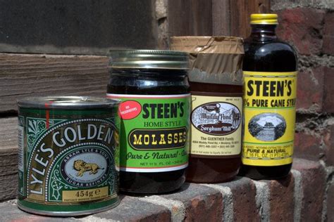 Is golden syrup like molasses?