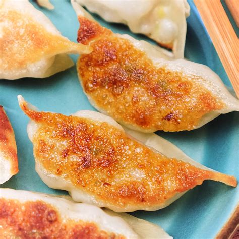 Is gyoza supposed to be fried?