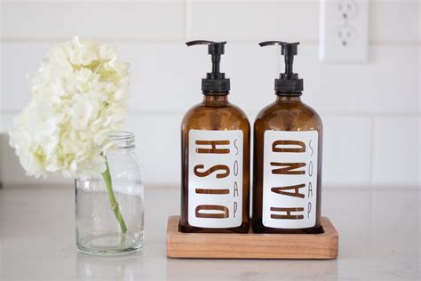 Is hand soap or dish soap better for glasses?