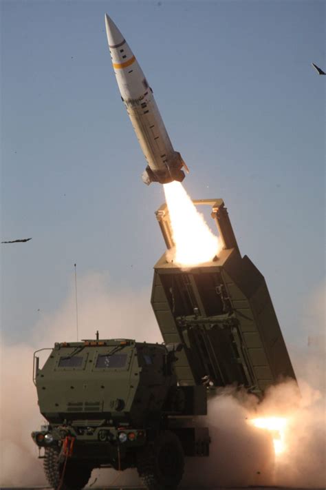 Is himars precision guided?