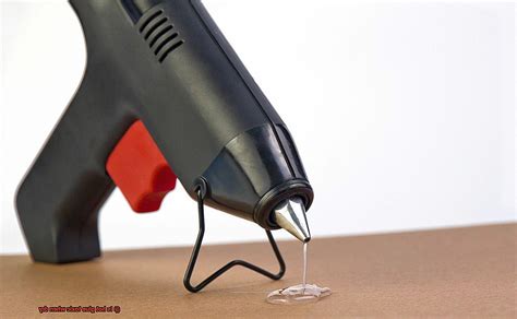 Is hot glue toxic after it dries?