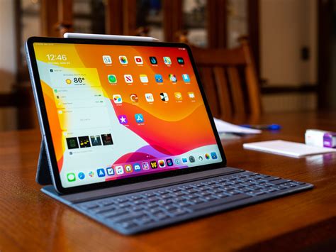 Is iPad worth for school students?