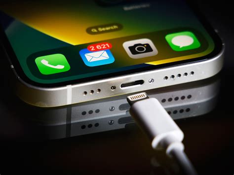 Is iPhone a USB-C?