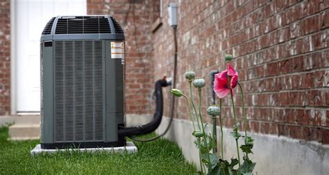 Is it OK for AC to run constantly in summer?