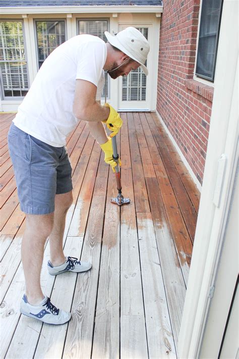 Is it OK if you stain a deck only a couple hours after it dries?